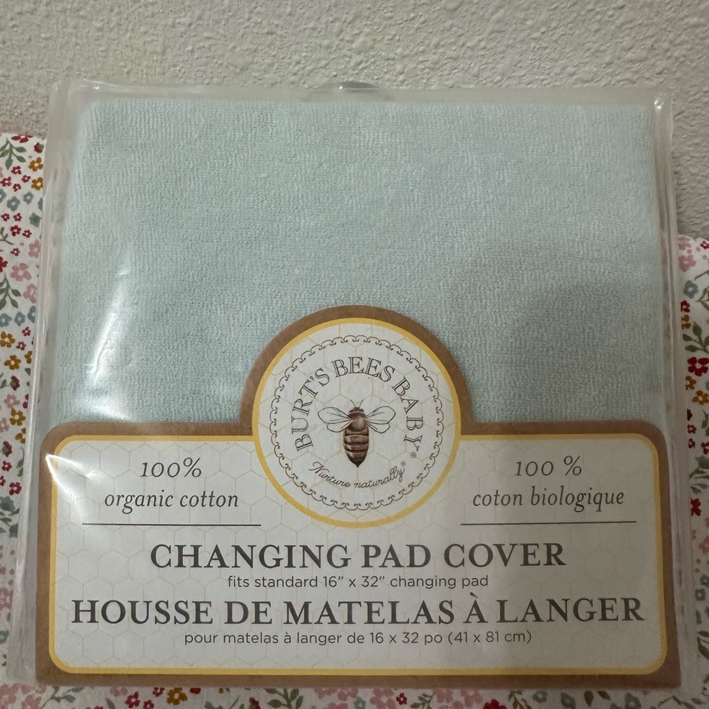 Burt's Bees Baby Organic Cotton Changing Pad Cover in Light Blue